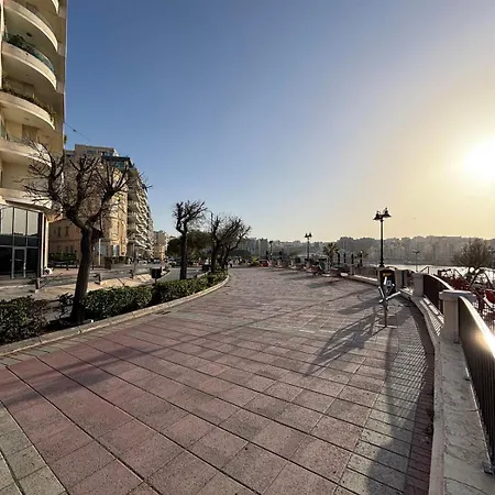 Penthouse 3 Ensuite Bedrooms Seaview - Zero55 Appartement *