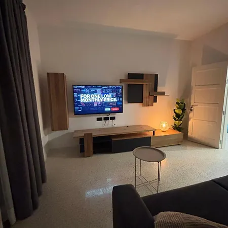 Penthouse 3 Ensuite Bedrooms Seaview - Zero55 Appartement